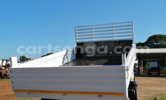 Acheter Occasion Utilitaire Mercedes‒Benz Tipper Autre à Big Bend, Lubombo Acheter Occasion Utilitaire Mercedes‒Benz Tipper Autre à Big Bend, Lubombo