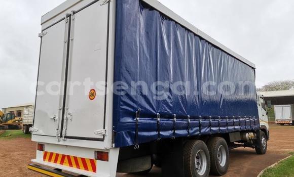 Nunua Ilio tumika Mitsubishi Van White Lori ndani ya Big Bend nchini Wilaya ya Lubombo Nunua Ilio tumika Mitsubishi Van White Lori ndani ya Big Bend nchini Wilaya ya Lubombo