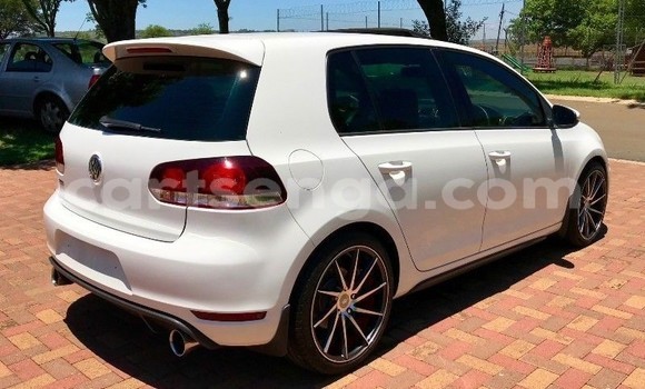 Buy Used Volkswagen Golf GTI White Car in Import - Dubai in Hhohho Buy Used Volkswagen Golf GTI White Car in Import - Dubai in Hhohho