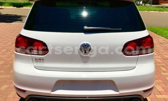 Buy Used Volkswagen Golf GTI White Car in Import - Dubai in Hhohho Buy Used Volkswagen Golf GTI White Car in Import - Dubai in Hhohho