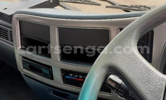 Acheter Occasion Utilitaire Nissan UD Blanc à Big Bend, Lubombo District Acheter Occasion Utilitaire Nissan UD Blanc à Big Bend, Lubombo District