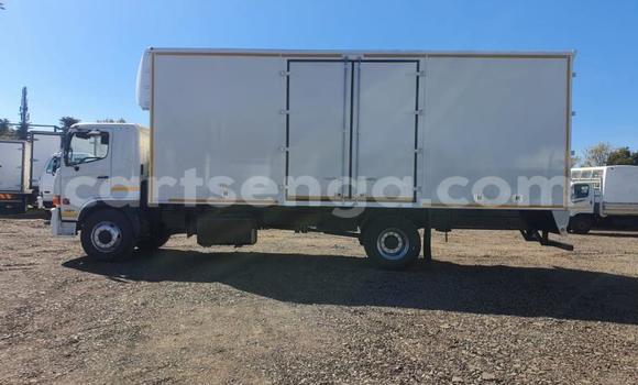 Acheter Occasion Utilitaire Hino 300 Series Autre à Big Bend, Lubombo District Acheter Occasion Utilitaire Hino 300 Series Autre à Big Bend, Lubombo District