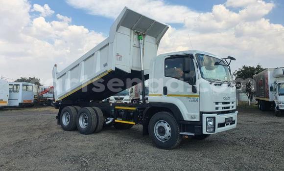 Acheter Occasion Utilitaire Isuzu FTR 850 Blanc à Big Bend, Lubombo District Acheter Occasion Utilitaire Isuzu FTR 850 Blanc à Big Bend, Lubombo District