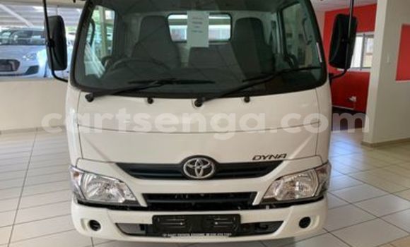 Acheter Occasion Utilitaire Toyota Dyna Blanc à Big Bend, Lubombo District Acheter Occasion Utilitaire Toyota Dyna Blanc à Big Bend, Lubombo District