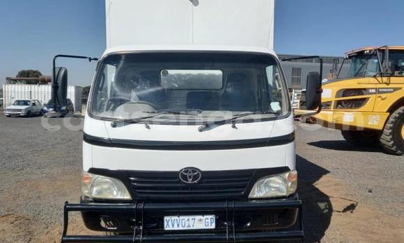 Acheter Occasion Utilitaire Toyota Dyna Blanc à Big Bend, Lubombo District Acheter Occasion Utilitaire Toyota Dyna Blanc à Big Bend, Lubombo District