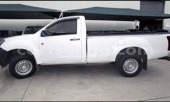 Buy Used Isuzu D–MAX White Car in Mbabane in Manzini Buy Used Isuzu D–MAX White Car in Mbabane in Manzini