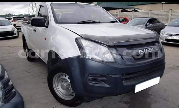 Buy Used Isuzu D–MAX White Car in Mbabane in Manzini Buy Used Isuzu D–MAX White Car in Mbabane in Manzini