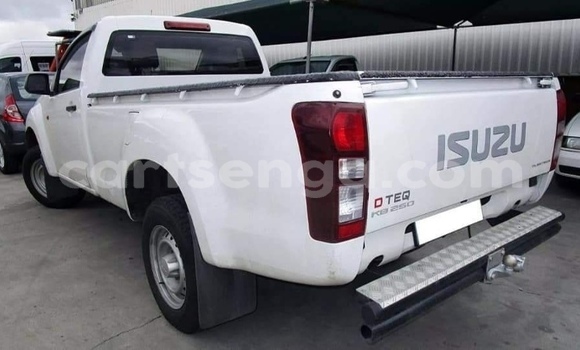 Buy Used Isuzu D–MAX White Car in Mbabane in Manzini Buy Used Isuzu D–MAX White Car in Mbabane in Manzini