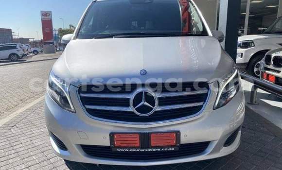 Acheter Occasion Voiture Mercedes‒Benz V-klasse Gris à Ezulwini, Hhohho Acheter Occasion Voiture Mercedes‒Benz V-klasse Gris à Ezulwini, Hhohho