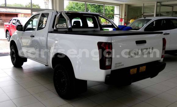 Acheter Occasion Voiture Isuzu KB Blanc à Mbabane, Manzini Acheter Occasion Voiture Isuzu KB Blanc à Mbabane, Manzini