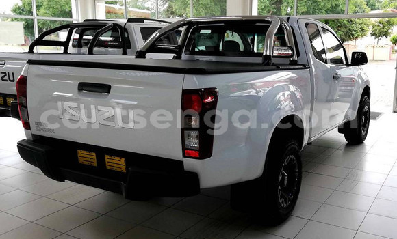 Acheter Occasion Voiture Isuzu KB Blanc à Mbabane, Manzini Acheter Occasion Voiture Isuzu KB Blanc à Mbabane, Manzini