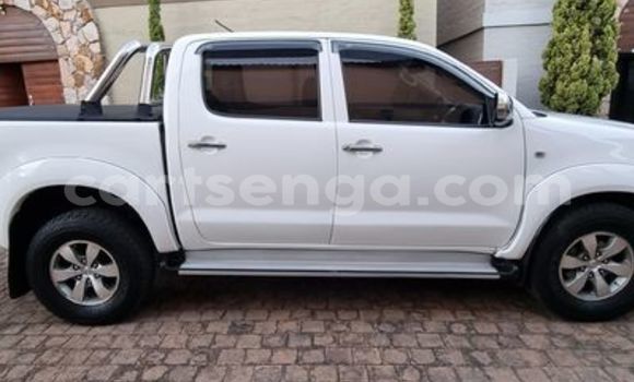Acheter Occasion Voiture Toyota Hilux Blanc à Ezulwini, Hhohho Acheter Occasion Voiture Toyota Hilux Blanc à Ezulwini, Hhohho