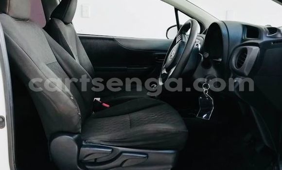Acheter Occasion Voiture Toyota Yaris Blanc à Bulembu, Hhohho Acheter Occasion Voiture Toyota Yaris Blanc à Bulembu, Hhohho
