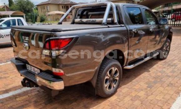 Nunua Ilio tumika Mazda BT-50 Silver Gari ndani ya Hlatikulu nchini Wilaya ya Shiselweni Nunua Ilio tumika Mazda BT-50 Silver Gari ndani ya Hlatikulu nchini Wilaya ya Shiselweni