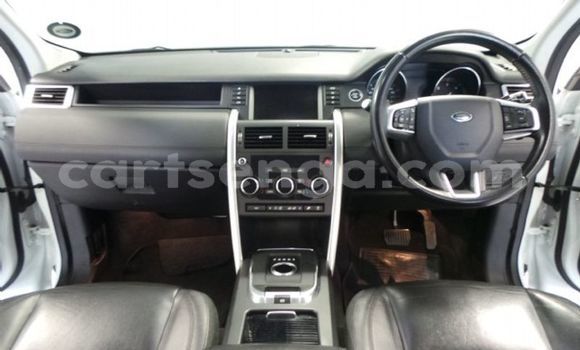 Buy Used Land Rover Discovery Sport White Car in Mbabane in Manzini Buy Used Land Rover Discovery Sport White Car in Mbabane in Manzini