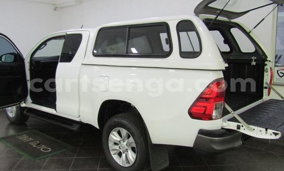 Buy Used Toyota Hilux White Car in Mbabane in Manzini Buy Used Toyota Hilux White Car in Mbabane in Manzini