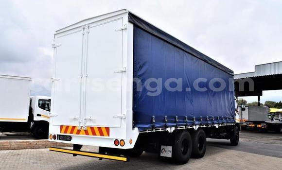 Acheter Occasion Voiture Isuzu TF (Pickup) Blanc à Ezulwini, Hhohho Acheter Occasion Voiture Isuzu TF (Pickup) Blanc à Ezulwini, Hhohho