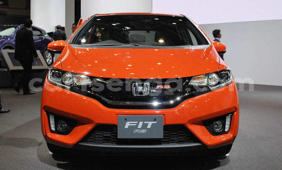 Nunua Ilio tumika Honda FIT White Gari ndani ya Mbabane nchini Manzini Nunua Ilio tumika Honda FIT White Gari ndani ya Mbabane nchini Manzini