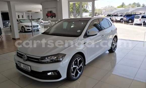 Buy Used Chevlolet Spin White Car in Mbabane in Manzini Buy Used Chevlolet Spin White Car in Mbabane in Manzini
