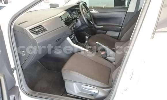 Buy Used Chevlolet Spin White Car in Mbabane in Manzini Buy Used Chevlolet Spin White Car in Mbabane in Manzini