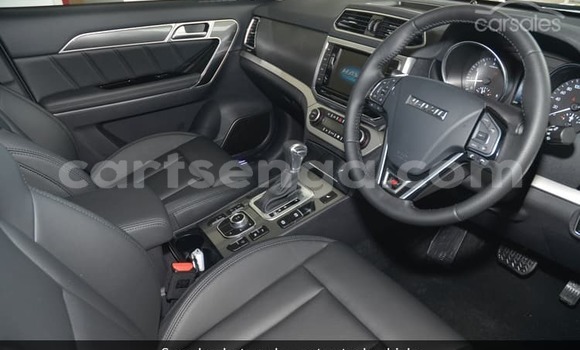 Buy Used Haval H6 White Car in Import - Dubai in Hhohho Buy Used Haval H6 White Car in Import - Dubai in Hhohho