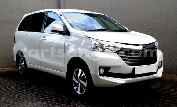 Nunua Ilio tumika Volkswagen Polo White Gari ndani ya Mbabane nchini Manzini Nunua Ilio tumika Volkswagen Polo White Gari ndani ya Mbabane nchini Manzini