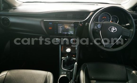 Buy Used Toyota Corolla Silver Car in Ezulwini in Hhohho Buy Used Toyota Corolla Silver Car in Ezulwini in Hhohho