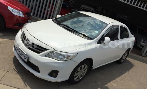 Buy Used Toyota Corolla White Car in Big Bend in Lubombo