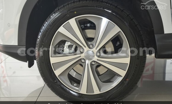 Buy Used Haval H6 White Car in Import - Dubai in Hhohho Buy Used Haval H6 White Car in Import - Dubai in Hhohho