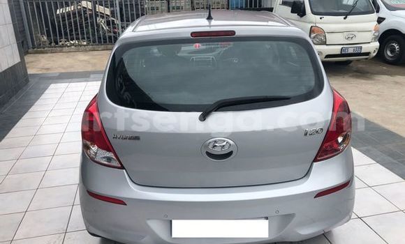 Buy Used Hyundai i20 Silver Car in Bhunya in Manzini Buy Used Hyundai i20 Silver Car in Bhunya in Manzini