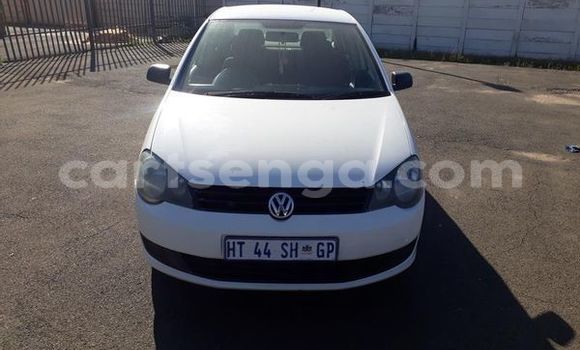 Nunua Ilio tumika Volkswagen Polo Silver Gari ndani ya Ezulwini nchini Hhohho