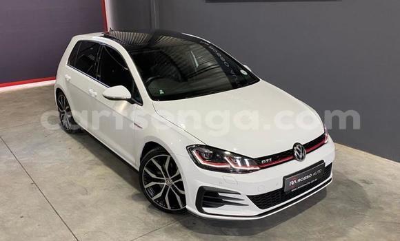 Buy Used Volkswagen Golf GTI White Car in Hluti in Shiselweni District Buy Used Volkswagen Golf GTI White Car in Hluti in Shiselweni District