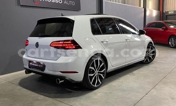 Buy Used Volkswagen Golf GTI White Car in Hluti in Shiselweni District Buy Used Volkswagen Golf GTI White Car in Hluti in Shiselweni District