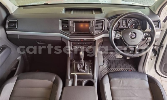 Nunua Ilio tumika Volkswagen Amarok White Gari ndani ya Bulembu nchini Hhohho Nunua Ilio tumika Volkswagen Amarok White Gari ndani ya Bulembu nchini Hhohho