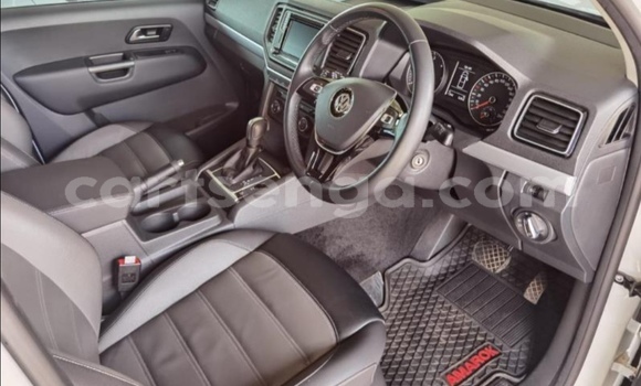 Nunua Ilio tumika Volkswagen Amarok White Gari ndani ya Bulembu nchini Hhohho Nunua Ilio tumika Volkswagen Amarok White Gari ndani ya Bulembu nchini Hhohho