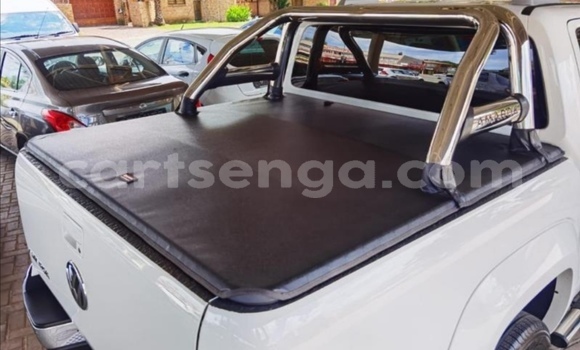 Nunua Ilio tumika Volkswagen Amarok White Gari ndani ya Bulembu nchini Hhohho Nunua Ilio tumika Volkswagen Amarok White Gari ndani ya Bulembu nchini Hhohho