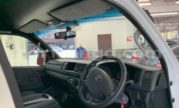 Acheter Occasion Voiture Toyota Hiace Blanc à Ezulwini, Hhohho Acheter Occasion Voiture Toyota Hiace Blanc à Ezulwini, Hhohho