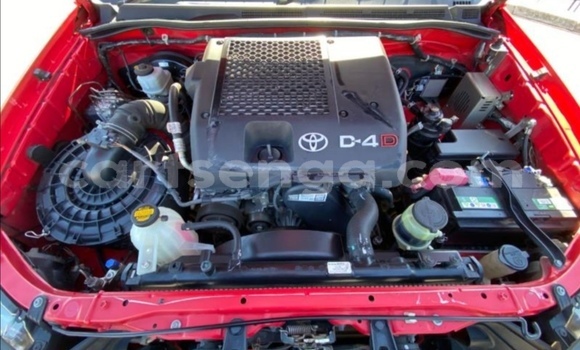 Nunua Ilio tumika Toyota Hilux Red Gari ndani ya Hlatikulu nchini Wilaya ya Shiselweni Nunua Ilio tumika Toyota Hilux Red Gari ndani ya Hlatikulu nchini Wilaya ya Shiselweni