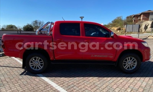 Nunua Ilio tumika Toyota Hilux Red Gari ndani ya Hlatikulu nchini Wilaya ya Shiselweni Nunua Ilio tumika Toyota Hilux Red Gari ndani ya Hlatikulu nchini Wilaya ya Shiselweni