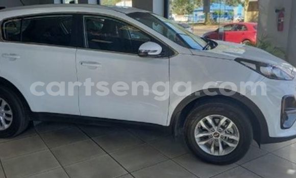 Buy Used Kia Sportage White Car in Bulembu in Hhohho