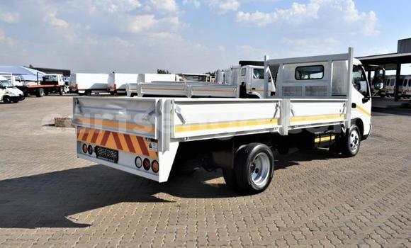 Nunua Ilio tumika Man Silent White Lori ndani ya Ezulwini nchini Hhohho