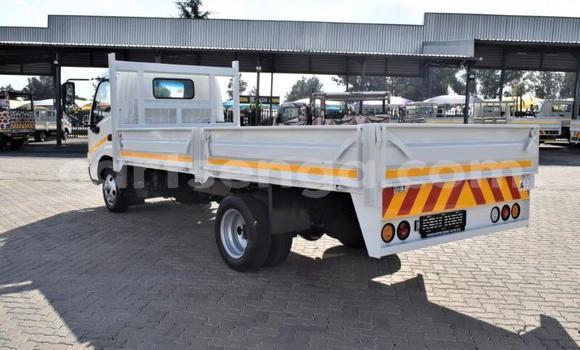 Buy Used Man Silent White Truck in Ezulwini in Hhohho Buy Used Man Silent White Truck in Ezulwini in Hhohho