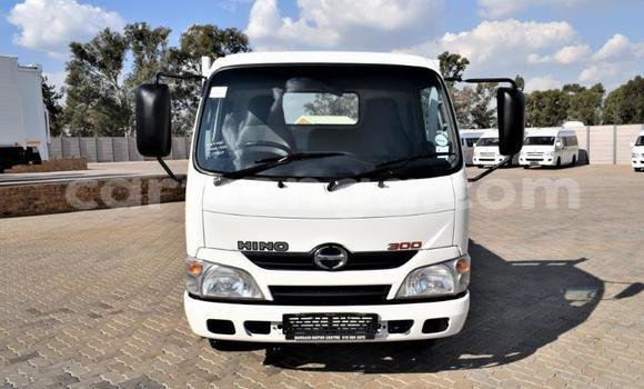 Buy Used Man Silent White Truck in Ezulwini in Hhohho Buy Used Man Silent White Truck in Ezulwini in Hhohho