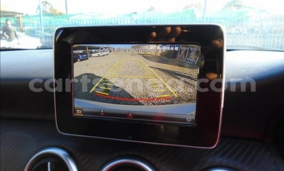 Nunua Ilio tumika Mercedes-Benz A200 White Gari ndani ya Big Bend nchini Lubombo Nunua Ilio tumika Mercedes-Benz A200 White Gari ndani ya Big Bend nchini Lubombo