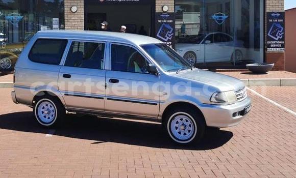 Acheter Occasion Voiture Toyota Avanza Gris à Mbabane, Manzini Acheter Occasion Voiture Toyota Avanza Gris à Mbabane, Manzini