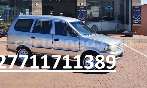 Nunua Ilio tumika Toyota Avanza Silver Gari ndani ya Mbabane nchini Manzini