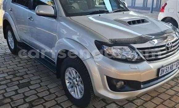 Buy Used Toyota Fortuner Beige Car in Manzini in Manzini Buy Used Toyota Fortuner Beige Car in Manzini in Manzini