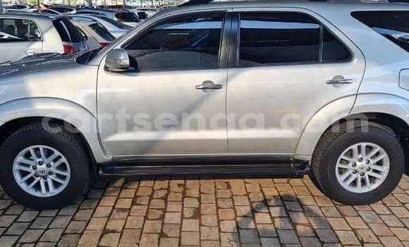 Buy Used Toyota Fortuner Beige Car in Manzini in Manzini Buy Used Toyota Fortuner Beige Car in Manzini in Manzini
