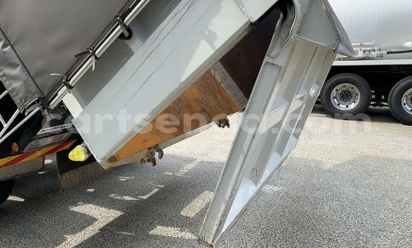 Acheter Occasion Utilitaire Hino Ranger Blanc à Big Bend, Lubombo Acheter Occasion Utilitaire Hino Ranger Blanc à Big Bend, Lubombo