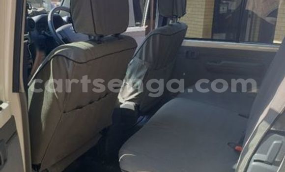 Nunua Ilio tumika Toyota Land Cruiser White Gari ndani ya Big Bend nchini Wilaya ya Lubombo Nunua Ilio tumika Toyota Land Cruiser White Gari ndani ya Big Bend nchini Wilaya ya Lubombo